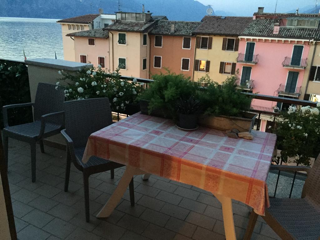 Casa Elvira Apartment Brenzone sul Garda Exterior photo